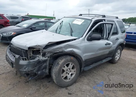 2003 Ford Escape Xlt из США, поврежденный, VIN 1FMYU03193KC86172